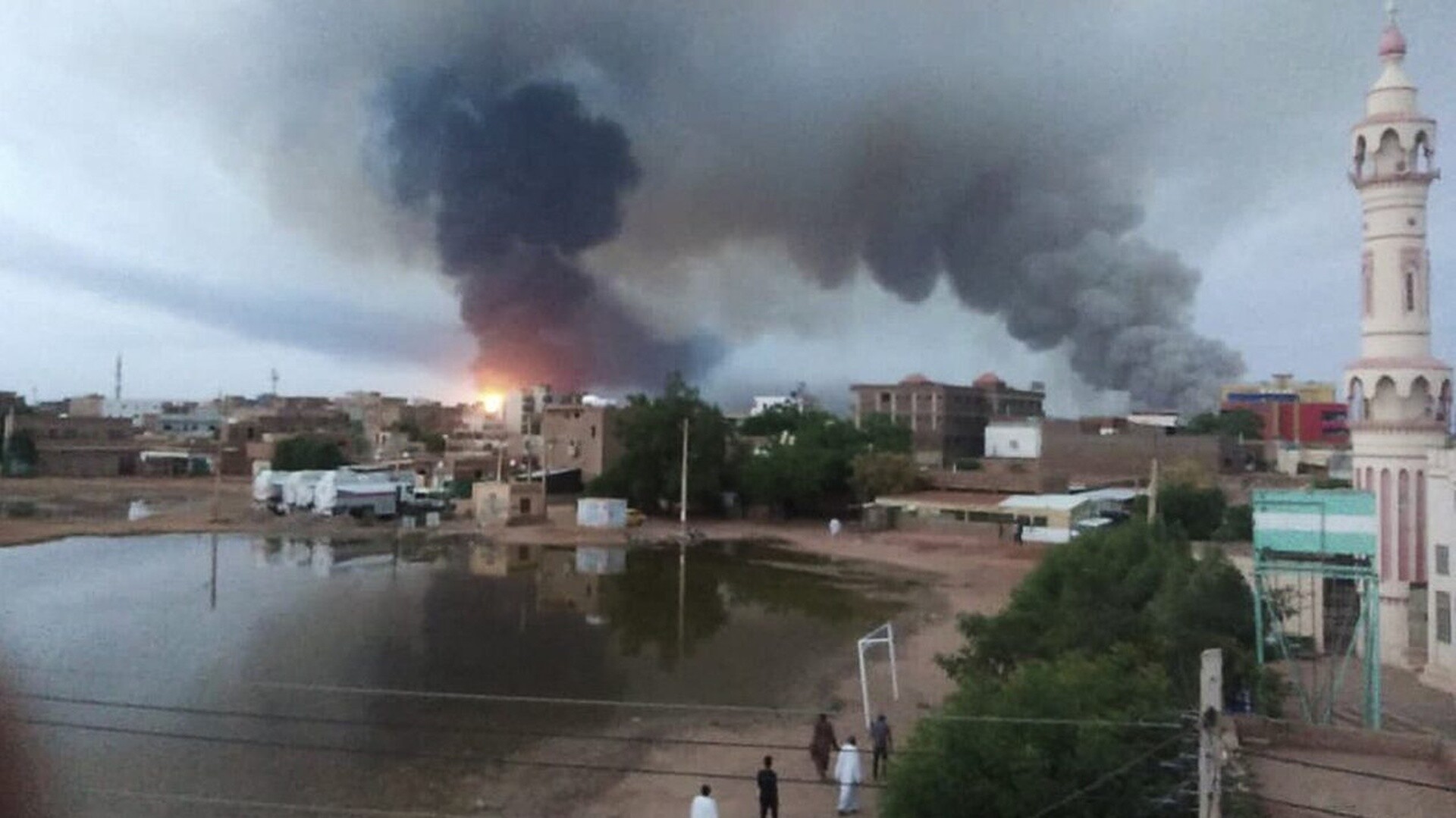 Πόλεμος στο Σουδάν: Η Γαλλία «καταδικάζει την επίθεση εναντίον ομάδας του Διεθνούς Ερυθρού Σταυρού