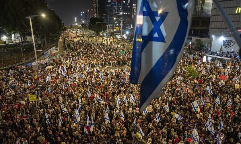 Xιλιάδες Ισραηλινοί βγήκαν στους δρόμους
