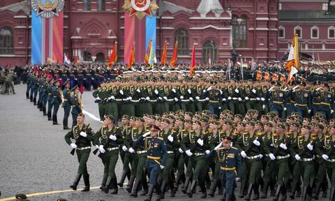 Μόσχα: Πρόβα τζενεράλε στην Κόκκινη Πλατεία για την παρέλαση της Ημέρας της Νίκης [pic]