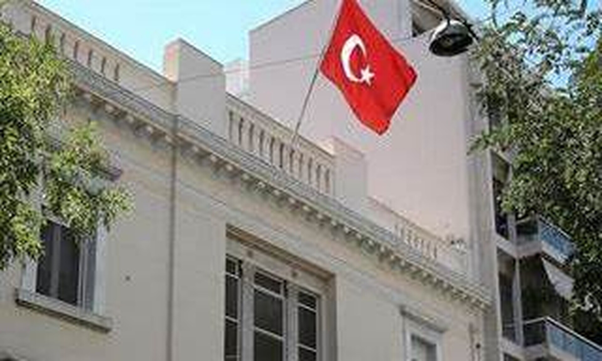 Η Τουρκική πρεσβεία στην Αθήνα εύχεται «καλό Πάσχα» - Η ανάρτηση στο Twitter