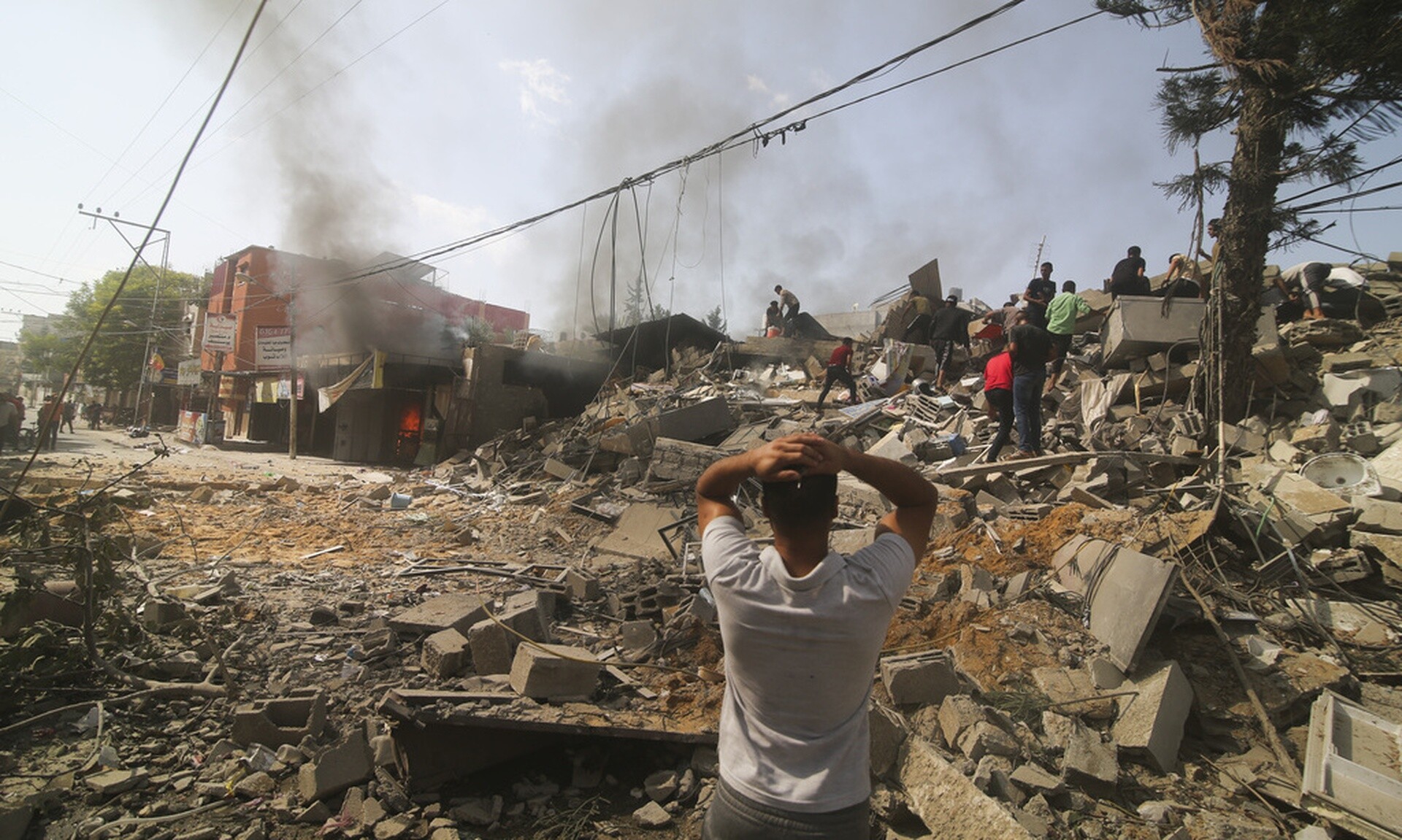 Εννέα νεκροί από ισραηλινούς βομβαρδισμούς στη Ράφα