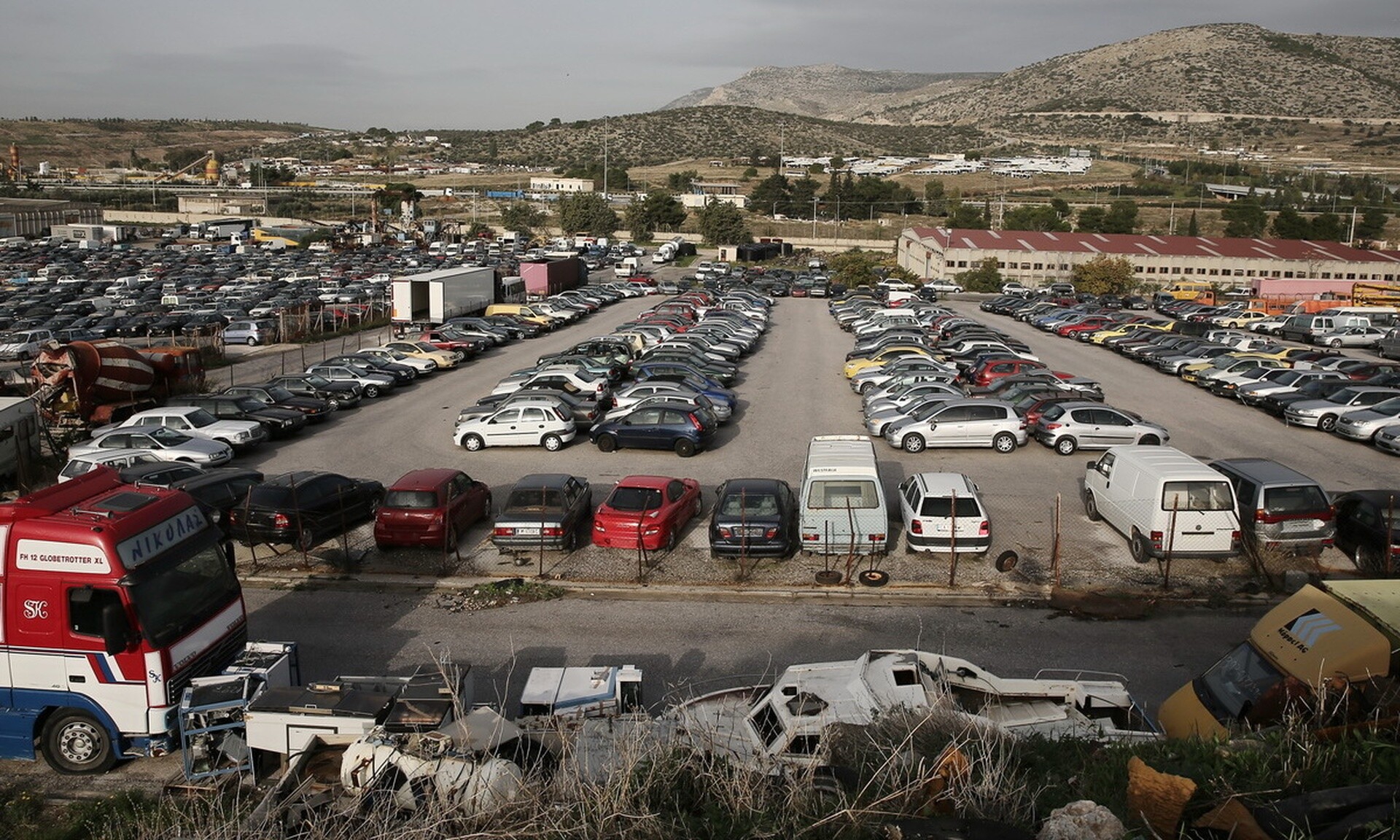 Αυτοκίνητα από 200 ευρώ: 42 οχήματα περιμένουν να τα αποκτήσετε - Πότε ανοίγει η αποθήκη