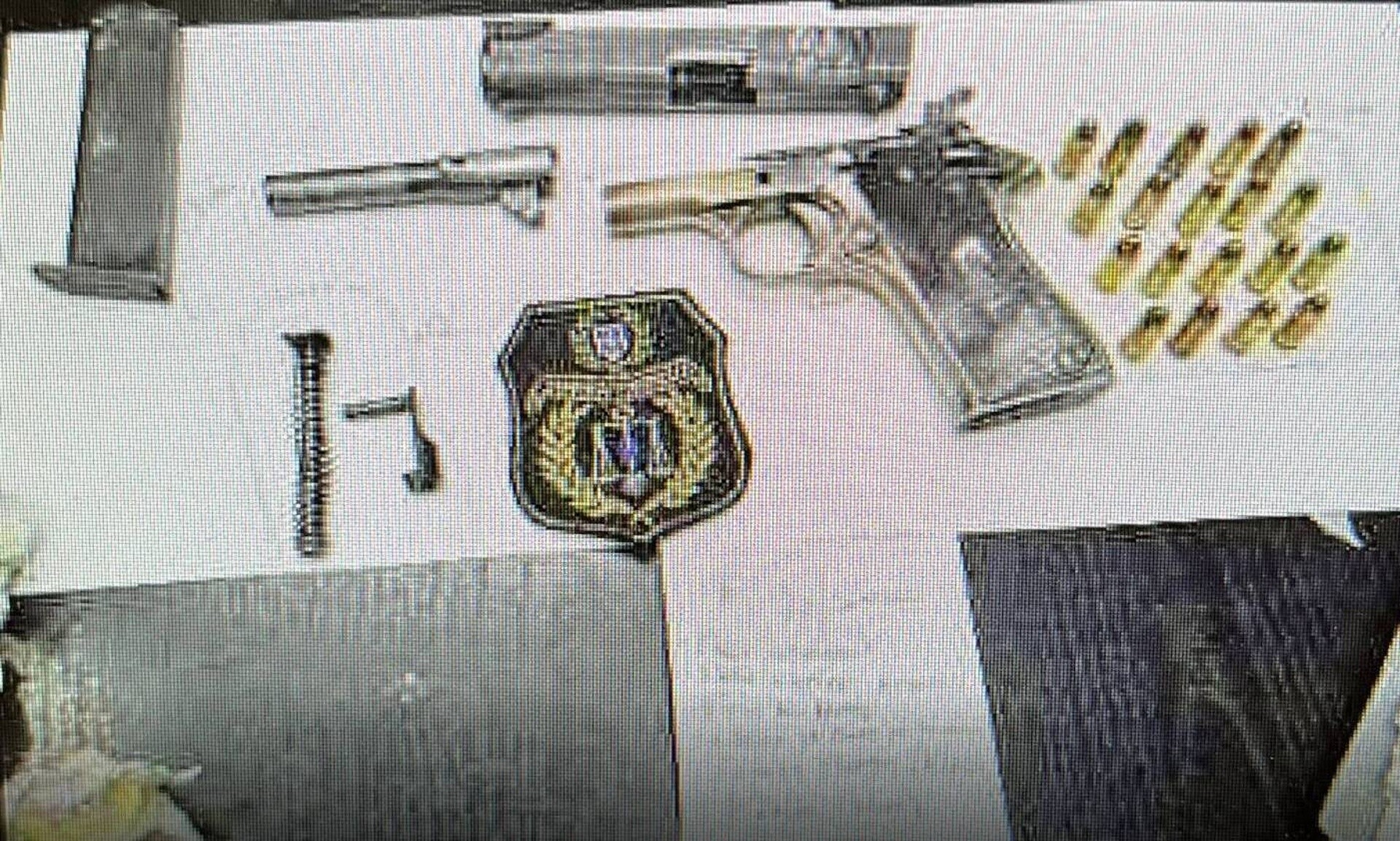 Αναζητείται ο «ιδιοκτήτης» του όπλου που βρέθηκε «χτισμένο» στον τοίχο κελιού στον Κορυδαλλό