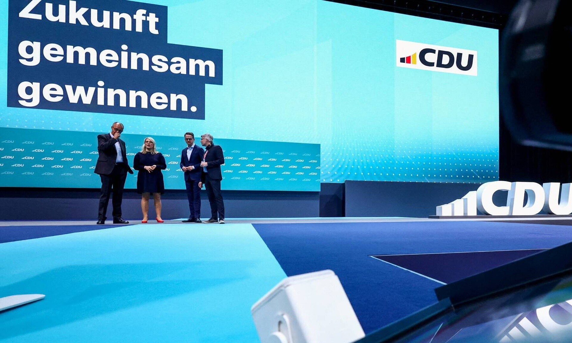 Γερμανία: Αρχίζει το συνέδριο του CDU – Τα ανοιχτά μέτωπα και η στάση της Μέρκελ