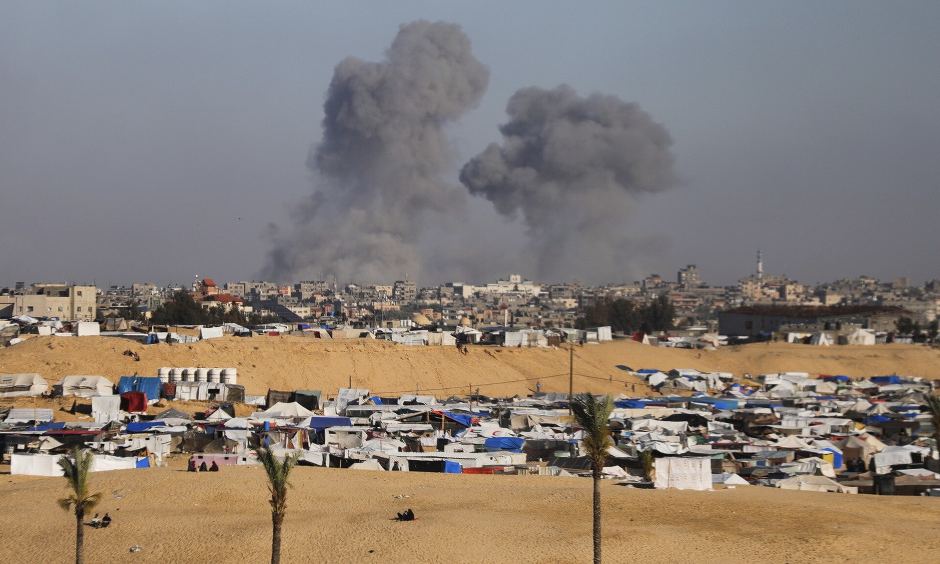 Γάζα: Στο τραπέζι η πρόταση εκεχειρίας – Έτοιμο το Ισραήλ για ευρεία επίθεση στη Ράφα