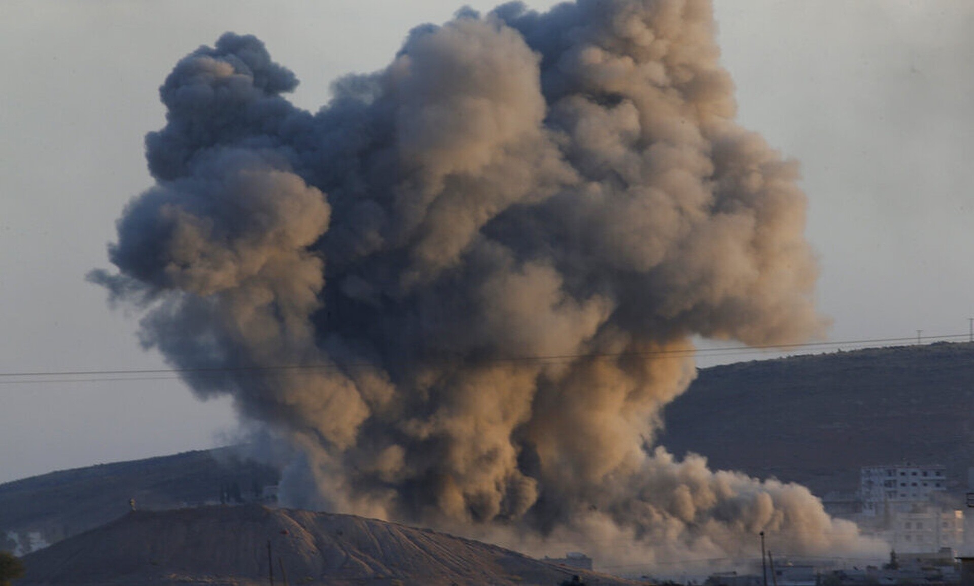 Τουρκικά αεροπορικά πλήγματα στο βόρειο Ιράκ – Νεκρά 16 μέλη του PKK