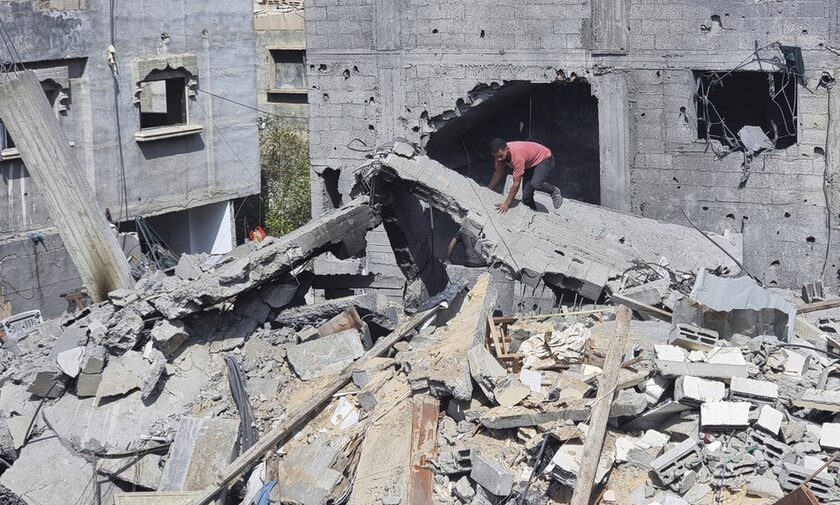 Συνεχίζονται οι βομβαρδισμοί στη Γάζα