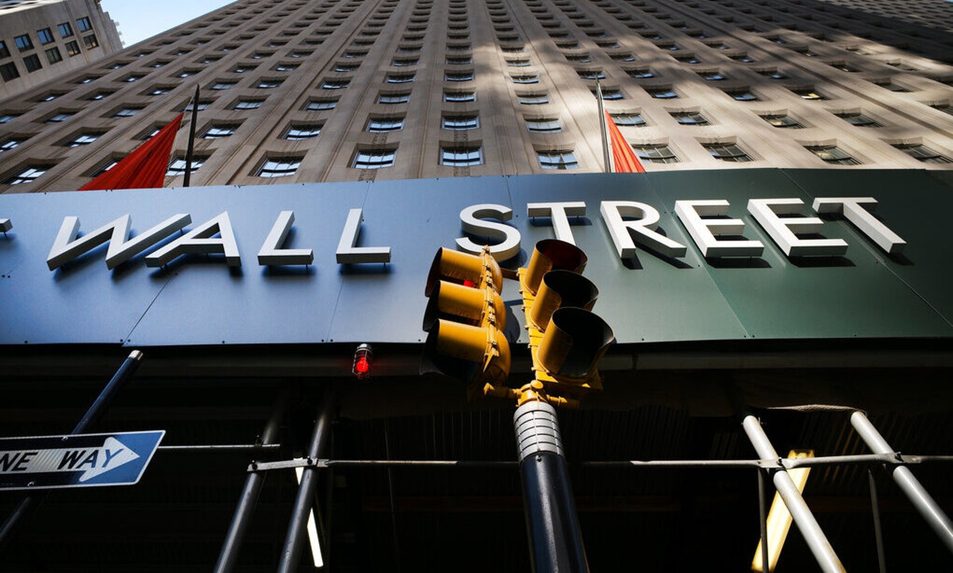 Χωρίς κατεύθυνση η Wall Street με το βλέμμα στραμμένο στα εταιρικά αποτελέσματα