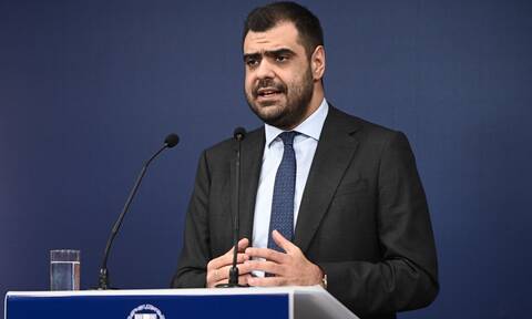 Παύλος Μαρινάκης: LIVE η ενημέρωση των πολιτικών συντακτών