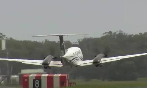 Αυστραλία: Αεροσκάφος προχώρησε σε αναγκαστική προσγείωση με την «κοιλιά»