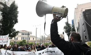 ΑΔΕΔΥ: Προκήρυξη νέας απεργίας - αποχής από την αξιολόγηση των εκπαιδευτικών