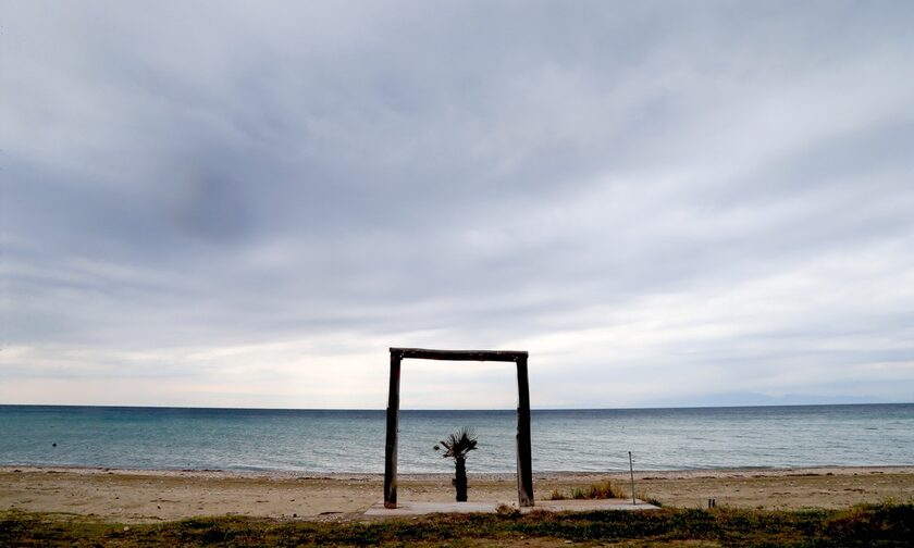 Καιρός: Με τοπικές βροχές η Τρίτη – Έρχονται υψηλές θερμοκρασίες από την Παρασκευή