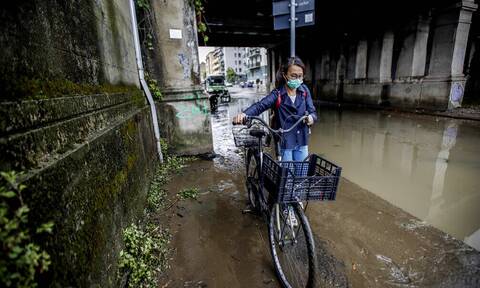 Κακοκαιρία στην Ιταλία: Πλημμύρες στο Μιλάνο - Ανέβηκε η στάθμη του ποταμού Σεβέζο