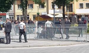 Σλοβακία: Πυροβόλησαν τον πρωθυπουργό Ρόμπερτ Φίτσο – Μεταφέρθηκε στο νοσοκομείο