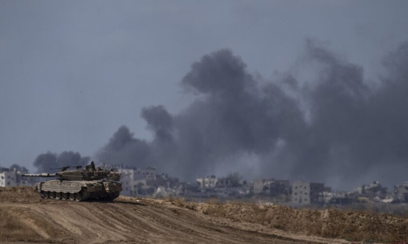 Iσραηλινά άρματα μάχης στη Γάζα