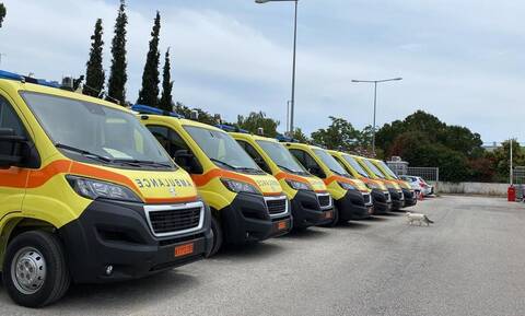 Υπουργείο Υγείας: 7 νέα ασθενοφόρα για τα Κέντρα Υγείας Βορείου και Νοτίου Αιγαίου