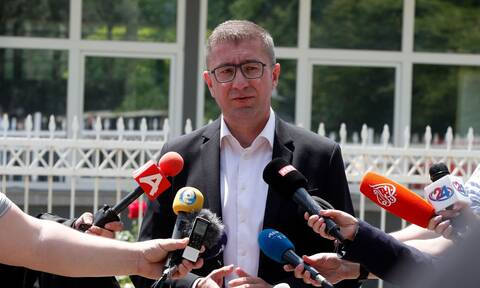 Ακραία πρόκληση από τον νέο πρωθυπουργό των Σκοπίων - Θα αποκαλώ τη χώρα όπως θέλω