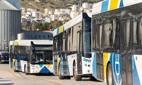 Χρήστος Σταϊκούρας: Τα νέα ηλεκτρικά λεωφορεία κυκλοφορούν στους δρόμους της Αθήνας