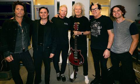 Οι Offspring και ο Brian May των Queen μαζί στη σκηνή!