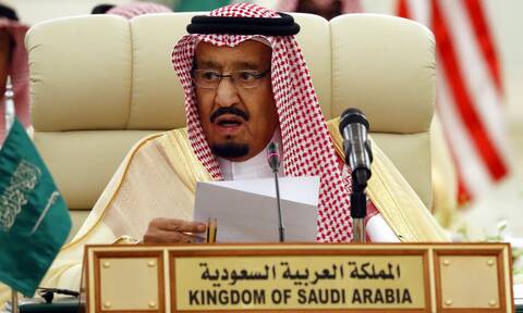 Σαουδική Αραβία: Ο Βασιλιάς Σαλμάν νοσηλεύεται με υψηλό πυρετό – Θα υποβληθεί σε νέες εξετάσεις