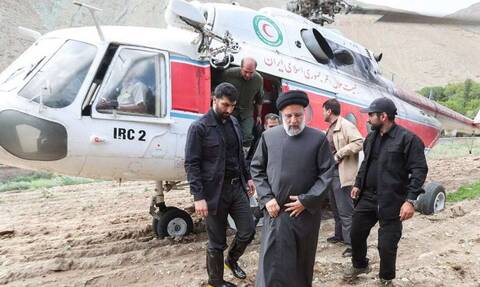 Bloomberg: Πέντε μέτωπα που θα επηρεαστούν από το θάνατο του Ιρανού προέδρου και μία...σύμπτωση
