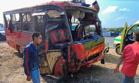 Αίγυπτος: Πτώση λεωφορείου στον Νείλο - Τουλάχιστον 10 νεκροί