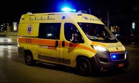 Σοβαρό τροχαίο στη Θεσσαλονίκη: Στο νοσοκομείο γυναίκα που παρασύρθηκε από μηχανή