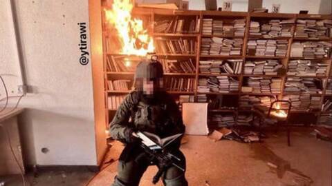 Πόλεμος στο Ισραήλ: Έρευνα για στρατιώτες που καίνε βιβλία στη Γάζα