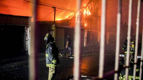 Χιλή: Σύλληψη πυροσβέστη με την κατηγορία ότι  προκάλεσε πυρκαγιές που σκότωσαν 137 ανθρώπους