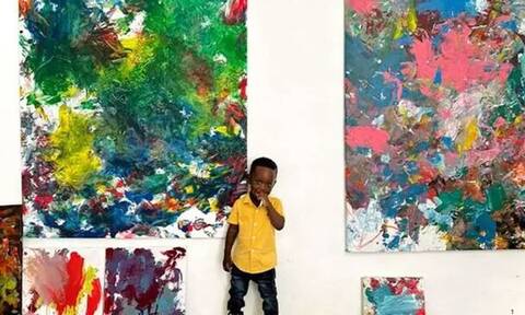 Ρεκόρ Γκίνες: Παιδί θαύμα έγινε ο νεότερος καλλιτέχνης στον κόσμο πριν κλείσει τα δύο