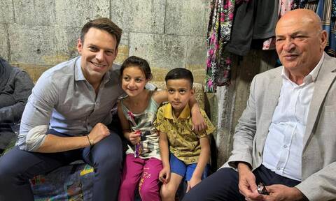 Στην Παλαιστίνη ο Κασσελάκης - Επισκέφτηκε προσφυγικό καταυλισμό στη Βηθλεέμ