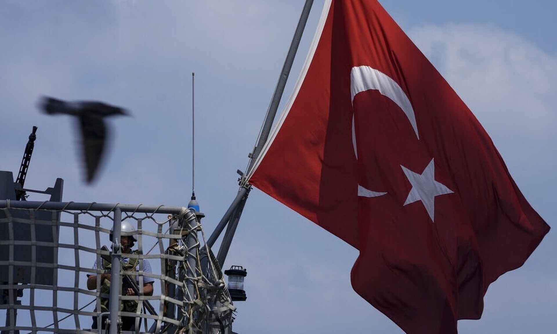 Στον κόσμο τους οι Τούρκοι - Επιμένουν στην αμφισβήτηση ης κυριαρχίας των ελληνικών νησιών