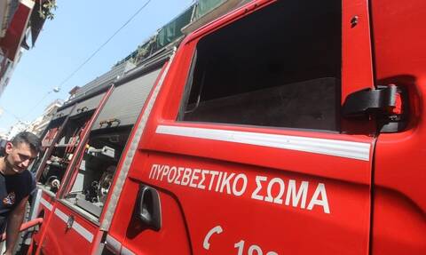 Κορωπί: «Έπεσε κροτίδα στον Προαστιακό» λένε κάτοικοι - Συναγερμός στην Πυροσβεστική