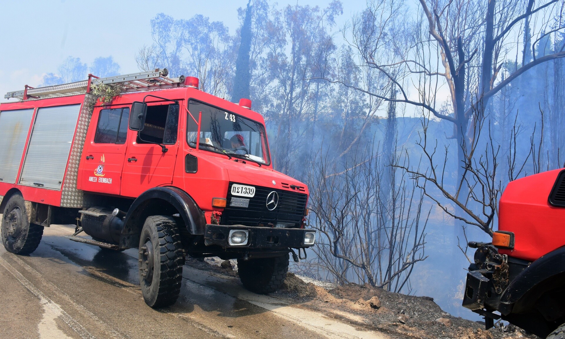 Βοιωτία: Νέα φωτιά στον Αλίαρτο - Καίγεται αποθήκη γεωργικών προϊόντων