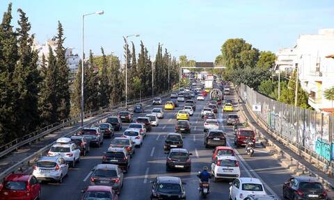 Κίνηση τώρα: Στο «κόκκινο» από νωρίς ο Κηφισός - Ποιοι άλλοι δρόμοι αντιμετωπίζουν προβλήματα