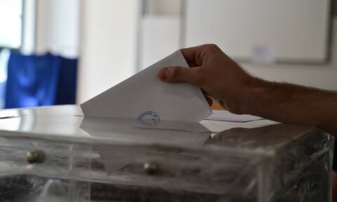 Ευρωεκλογές 2024: Πόσους ευρωβουλευτές εκλέγει η Ελλάδα - Όλα όσα πρέπει να ξέρετε