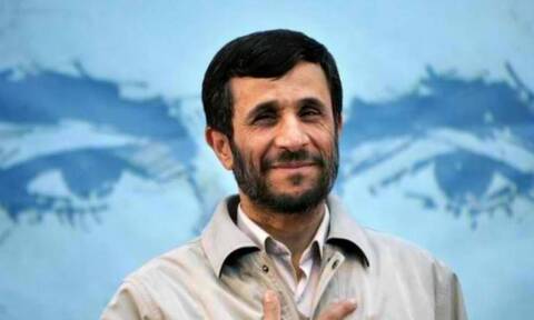 Ο σκληροπυρηνικός Αχμαντινετζάντ διεκδικεί την προεδρία του Ιράν - Στον «αέρα» η υποψηφιότητά του