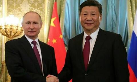 Financial Times: Αυτά είναι τρία θέματα που συζήτησαν Πούτιν και Σι Τζινπίνγκ