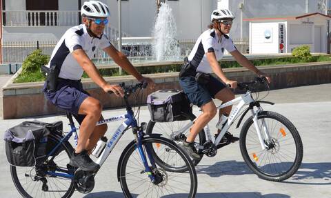Κατερίνη: Αστυνομικοί με ποδήλατα θα περιπολούν το καλοκαίρι την παραλιακή ζώνη