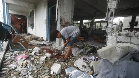 Γάζα: Ισραηλινό χτύπημα σε σχολείο του ΟΗΕ  –  Δεκάδες νεκροί και τραυματίες