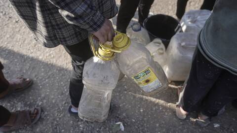 Γάζα: Σε απόγνωση οι κάτοικοι - Εφιάλτης η έλλειψη νερού