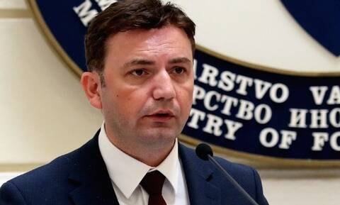 Σκόπια: Ο απερχόμενος υπουργός Εξωτερικών «αδειάζει» την Πρόεδρο και τον πρωθυπουργό